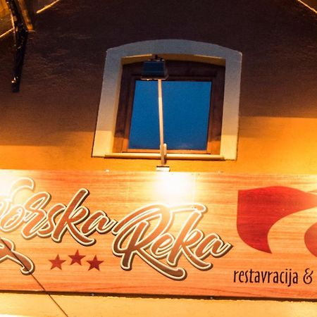 Gorska Reka Guesthouse ซเร็ตเช ภายนอก รูปภาพ