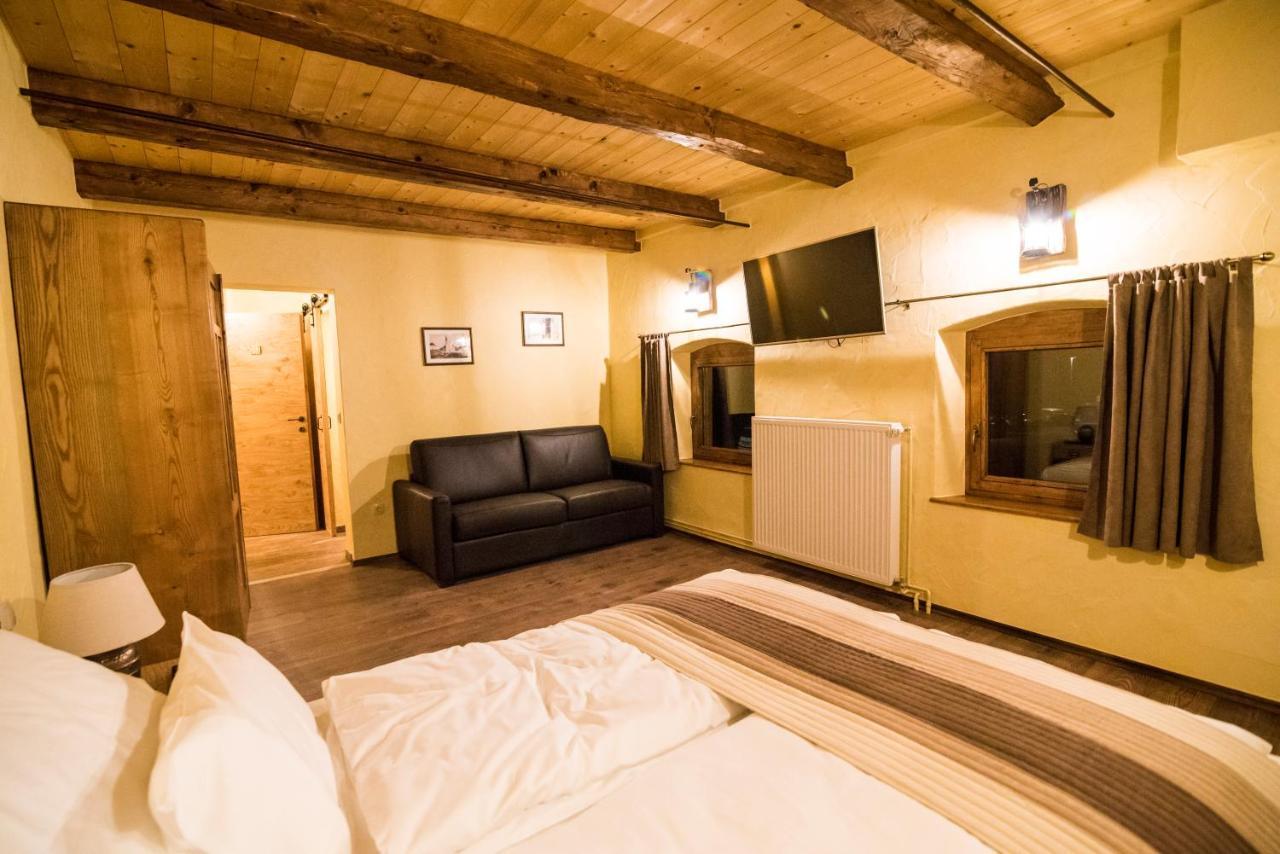 Gorska Reka Guesthouse ซเร็ตเช ภายนอก รูปภาพ