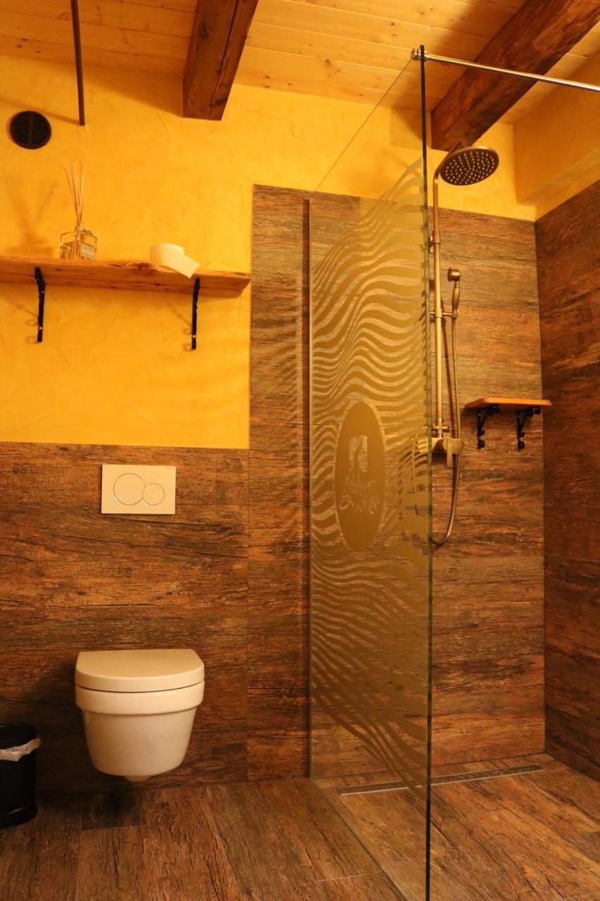 Gorska Reka Guesthouse ซเร็ตเช ภายนอก รูปภาพ