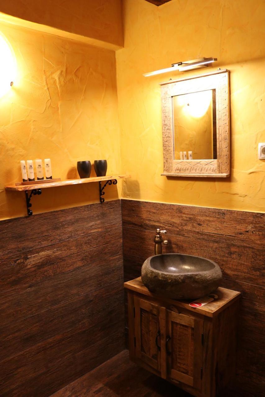 Gorska Reka Guesthouse ซเร็ตเช ภายนอก รูปภาพ
