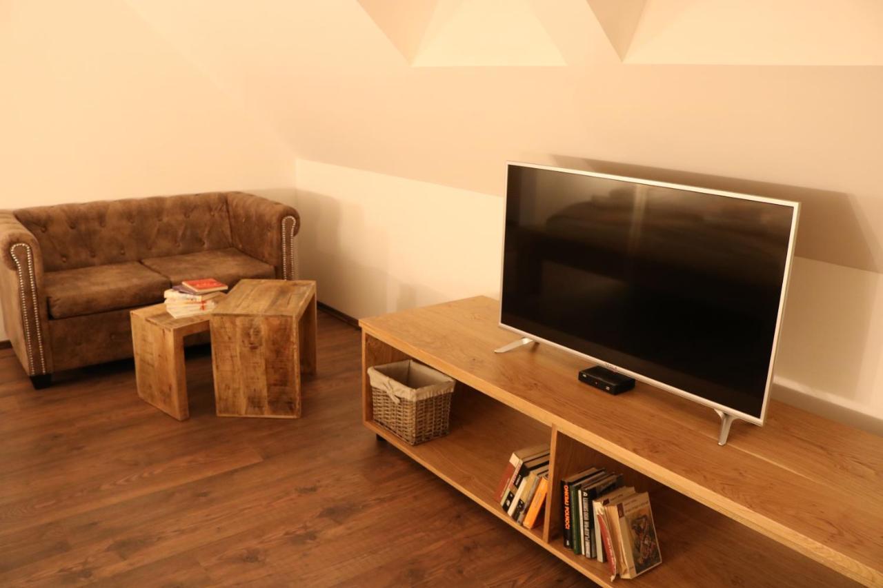 Gorska Reka Guesthouse ซเร็ตเช ภายนอก รูปภาพ